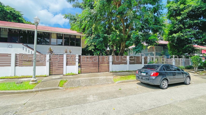 Spectacular Single Family Home